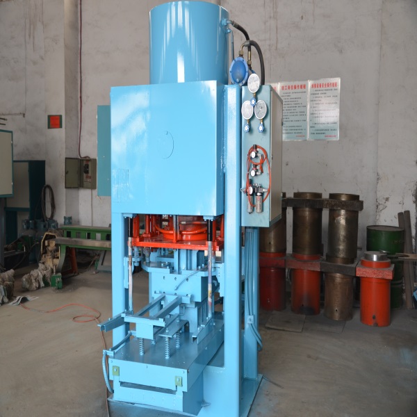 <strong>400水磨石地磚機</strong>