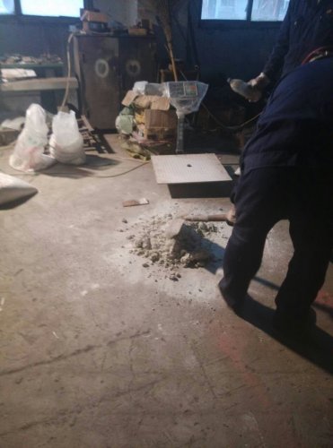 金山機械發貨之前的試機現場